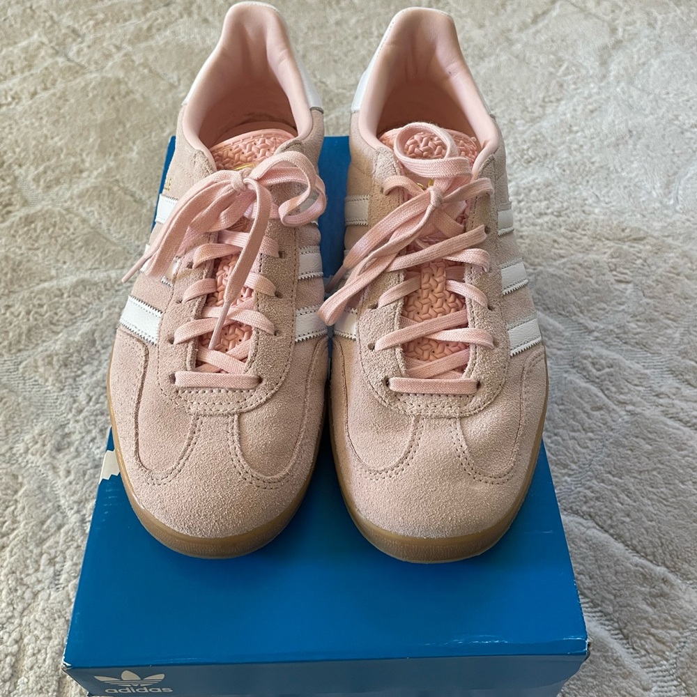 Adidas Women's Soft Pink Sneakers